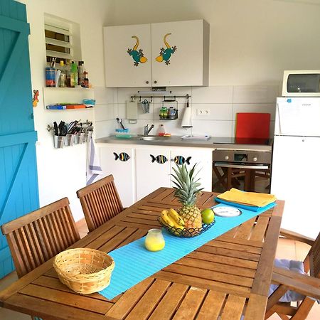Bungalow La Papaye Bleue Residence Acces Piscine & Plage Сен-Франсуа Экстерьер фото