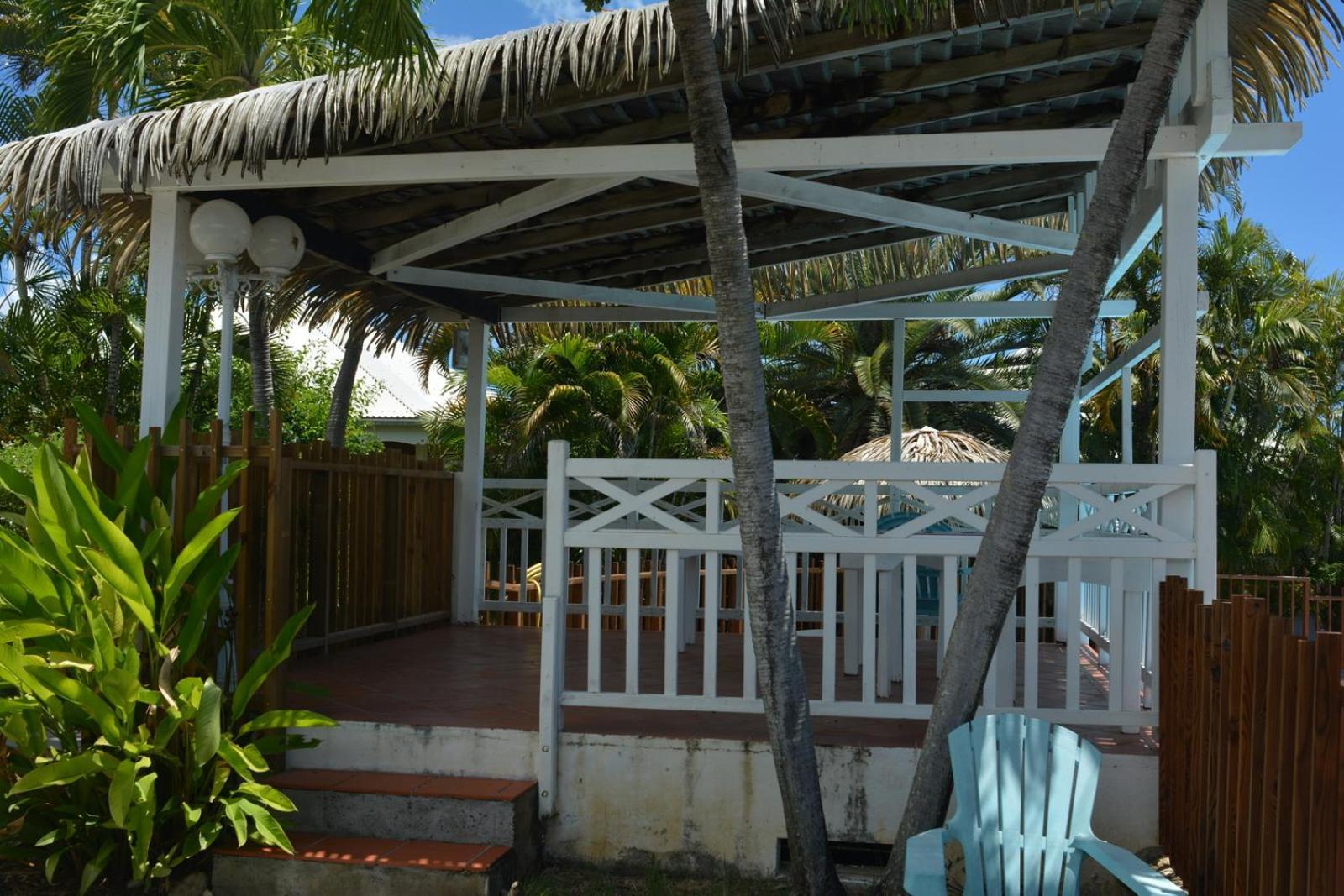 Bungalow La Papaye Bleue Residence Acces Piscine & Plage Сен-Франсуа Экстерьер фото