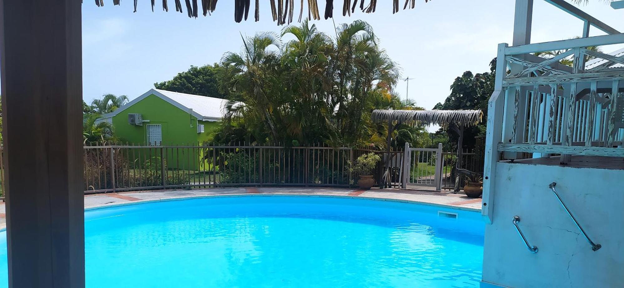 Bungalow La Papaye Bleue Residence Acces Piscine & Plage Сен-Франсуа Экстерьер фото